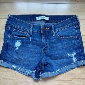 Abercrombie & Fitch Women’s Denim shorts  Size 2/w 26